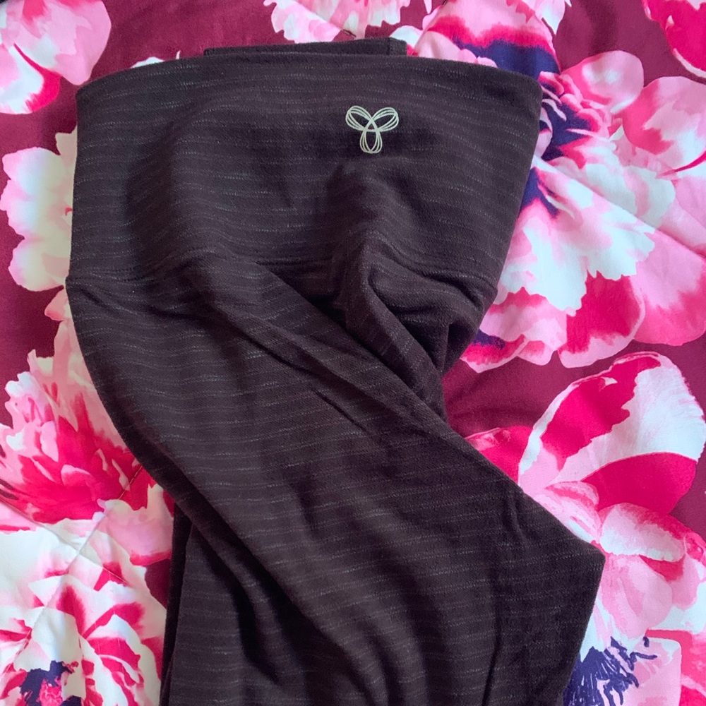 Aritzia Leggings